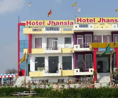 https://imgcld.yatra.com/ytimages/image/upload/t_hotel_yatra_city_desktop/v1464486255/Domestic Hotels/Hotels_Behror/Hotel Jhansla Midway/HO_aHAdV2.jpg